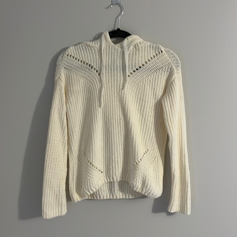true crafts cozy cropped sweater hoodie!! NEVER WORN!!